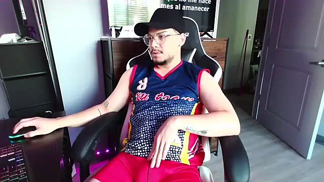 Ken24_12's Webcam Show