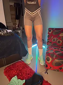 zamir333 Adlı Modelin Web Kamerası Şovu