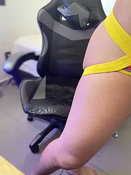 zamir333 webkamerás műsora