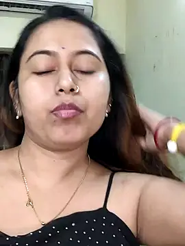 Show modela Hot_Misti_69 na web-kameri