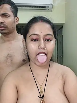 Hot_Misti_69 Pertunjukan Webcam