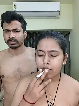 Hot_Misti_69 网络视讯表演