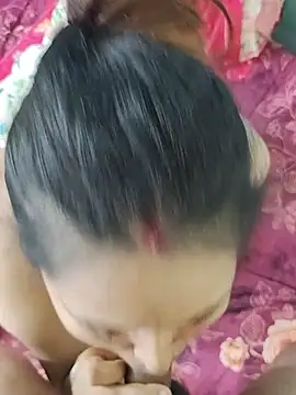 Hot_Misti_69 网络视讯表演