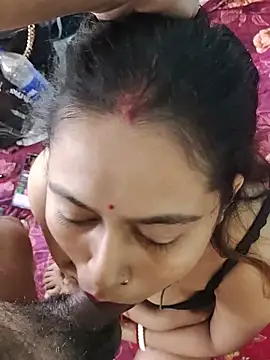 Hot_Misti_69のウェブカメラショー