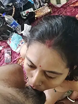 Hot_Misti_69 Pertunjukan Webcam