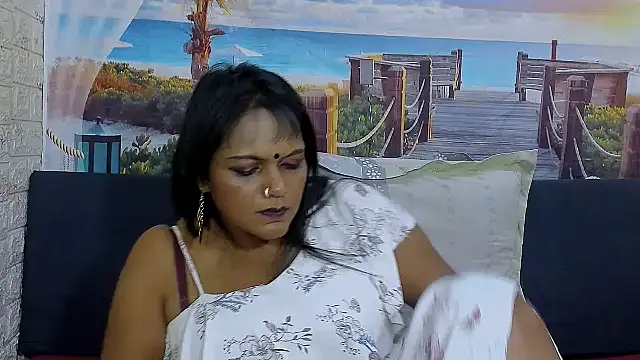 צ'אט XXX בשידור חי של indianswtbella