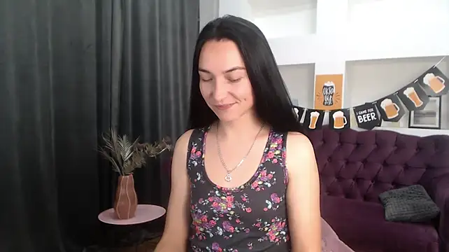 Yr_Shy_Bae Chat XXX live