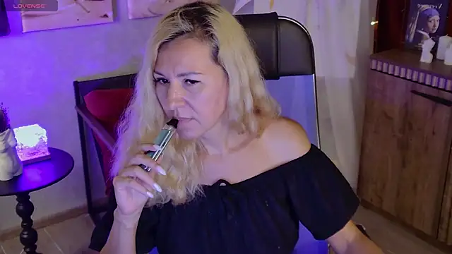 Chatroom XXX en direct de DonnaSmitth