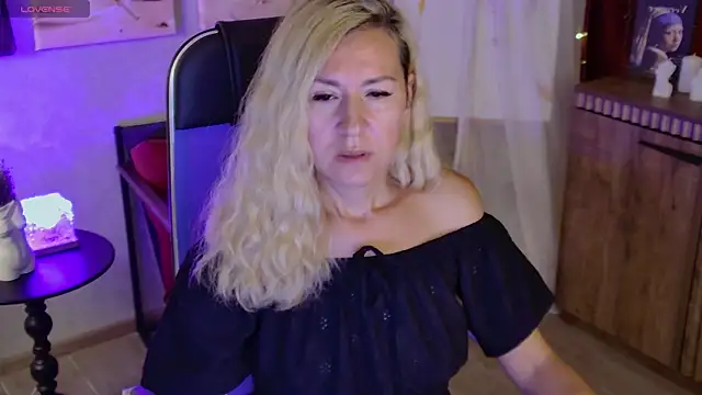 DonnaSmitth's Live XXX Chat