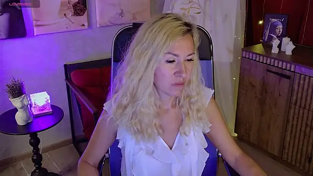 DonnaSmitth – Naživo XXX chat