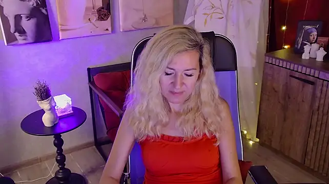 Онлайн чат XXX DonnaSmitth