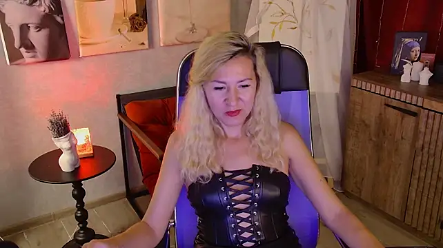 Czat XXX na żywo – DonnaSmitth