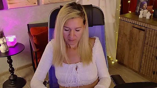 DonnaSmitth Show in webcam