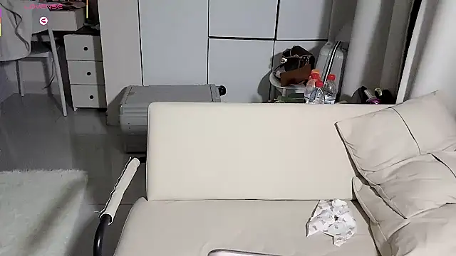 NEWONETO чат на живо