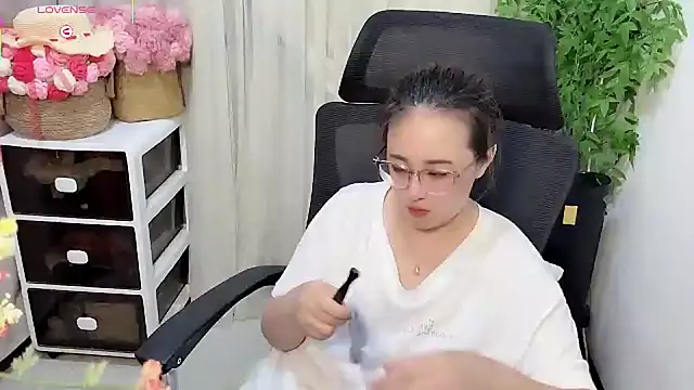 NEWONETO Live XXX-Chat