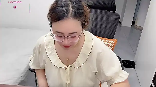 NEWONETO Live XXX-Chat