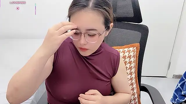 XXX chat uživo modela NEWONETO