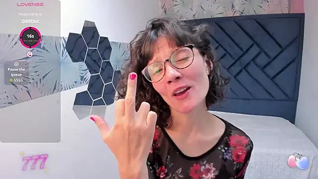 Valery_More__ élő XXX-chatje