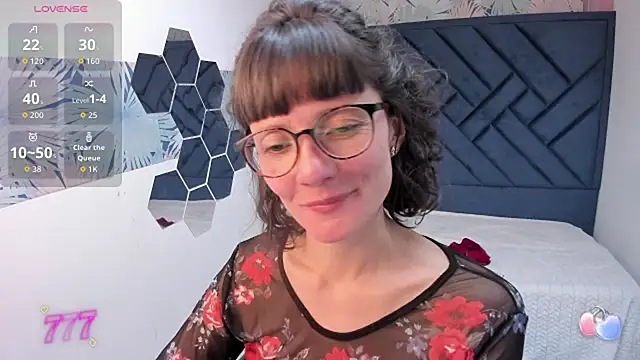 Valery_More__'s Webcam Show