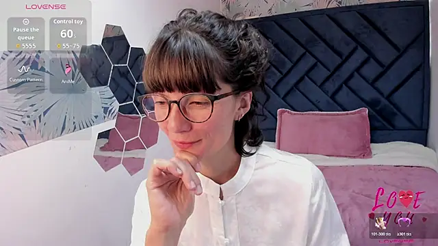 Chat +18 de Valery_More__ ao vivo