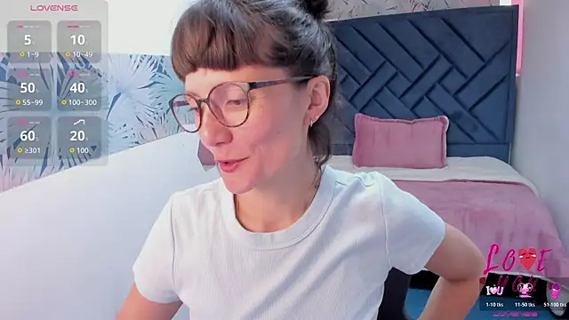 Valery_More__'s Webcam Show