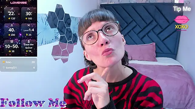 Valery_More__'s Live XXX Chat