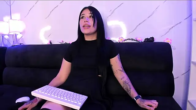 SusanVilla's Live XXX Chat