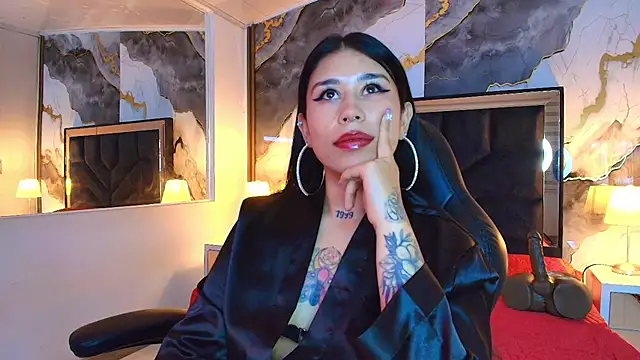 SusanVilla's Live XXX Chat