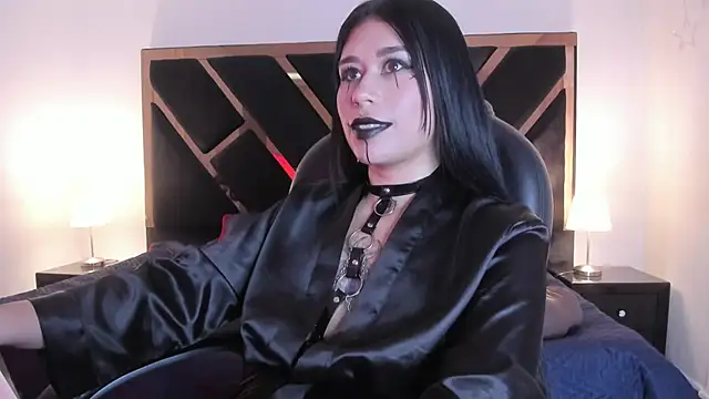 SusanVilla's Live XXX Chat