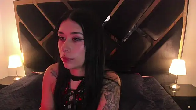 SusanVilla Show in webcam