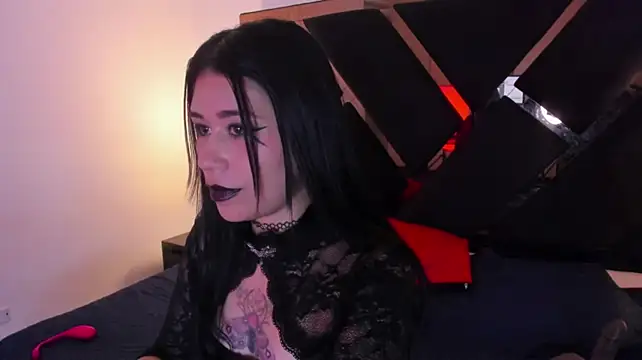 SusanVilla's Webcam Show