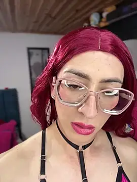 Pokazy przed kamerką – NICOLLE__12