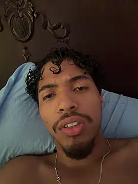 Show modela moreninhoosexy na web-kameri