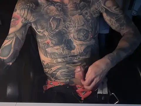 EroticCoseUps Webcam show
