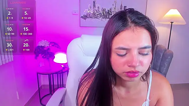 Онлайн чат XXX zharaa_fox
