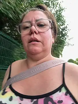 LadySaraNoir Live XXX Chat
