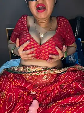 Hot__bhabhi_99 실시간 채팅방