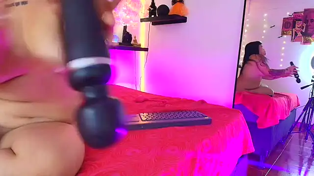 SussyRoxy_ webkamerás műsora