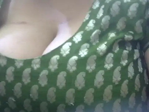 junglibilli_punjab Adlı Modelin Canlı XXX Sohbeti