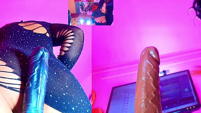 Pokazy przed kamerką – dakotamilf__hot