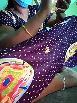 Tamilselviroja-'s Live XXX Chat