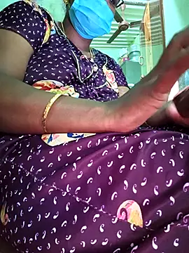 XXX chat uživo modela Tamilselviroja-