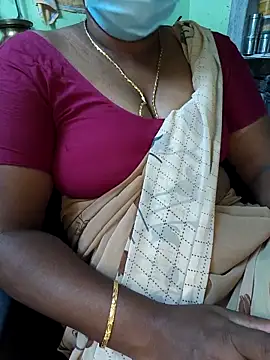 Tamilselviroja- Live XXX-chat