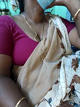 Chat +18 de Tamilselviroja- ao vivo