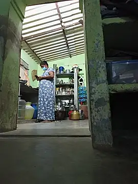 แชท XXX สดของ Tamilselviroja-