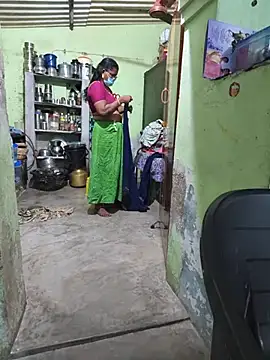 Tamilselviroja- ওয়েবক্যাম শো