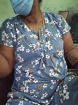 Chat XXX en directo de Tamilselviroja-