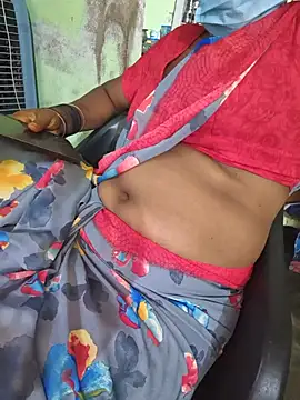 Tamilselviroja-'s Live XXX Chat