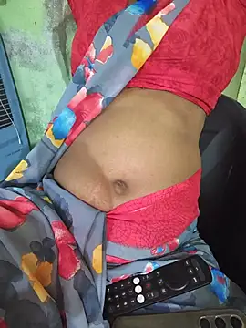Tamilselviroja-'s Webcam Show