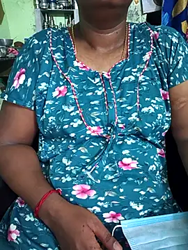 Tamilselviroja-'s Live XXX Chat